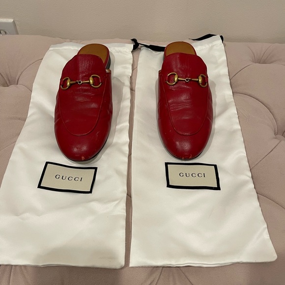 Gucci Hibiscus Red leather Princetown Horsebit Mules size 37 - Picture 5 of 6